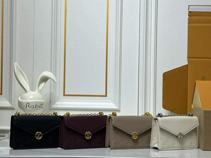 Picture of Louis Vuitton Handbags _SKUfw218530002fw